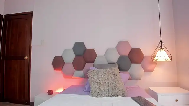 MaiaSinclair online show from 03.19.26