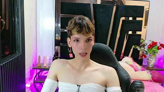 Stefany PiInk online show from 03.20.26