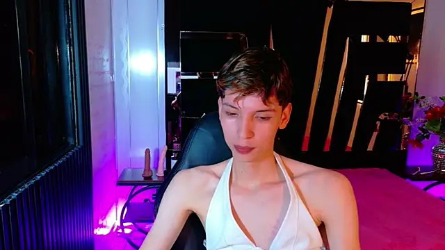 Stefany PiInk online show from 03.30.26