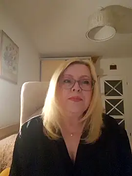 JanieLight53 online show from 04.01.26