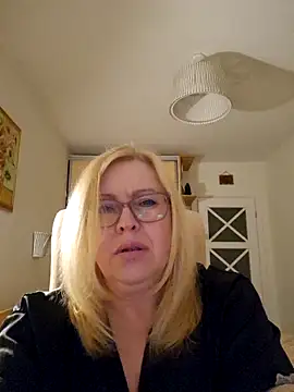 JanieLight53 online show from 04.13.26