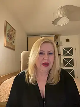 JanieLight53 online show from 04.16.26