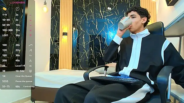 ValeriHot 1 online show from 04.05.26