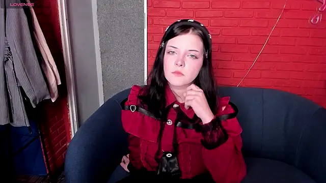 EsterTwilight online show from 03.24.26