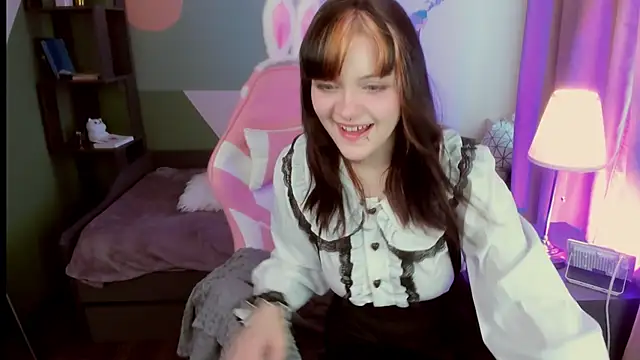 EsterTwilight online show from 05.23.26