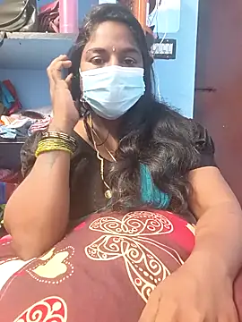 Snapshot of jothika45 chatting on 04.19.26 jothika45 online show from 04.19.26