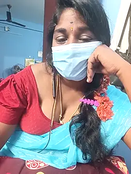 Snapshot of jothika45 chatting on 04.20.26 jothika45 online show from 04.20.26