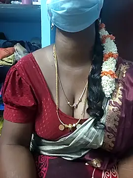 Snapshot of jothika45 chatting on 04.25.26 jothika45 online show from 04.25.26