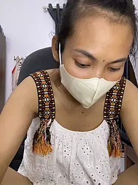 Snapshot of -Lilyn- chatting on 03.21.26 -Lilyn- online show from 03.21.26