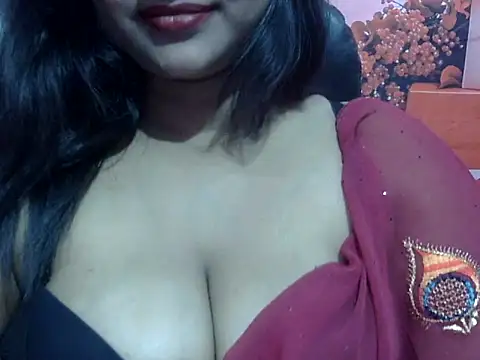 Rashmi hotgirl online show from 04.03.26