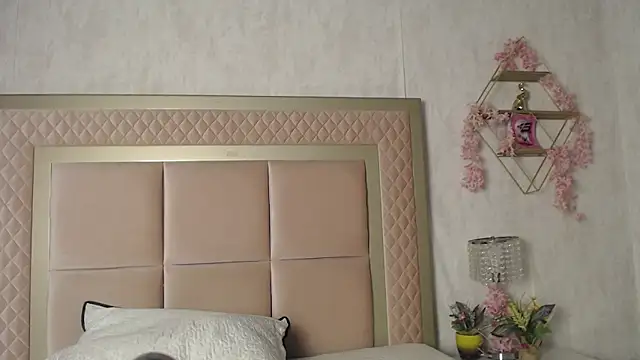 Madii  online show from 03.26.26