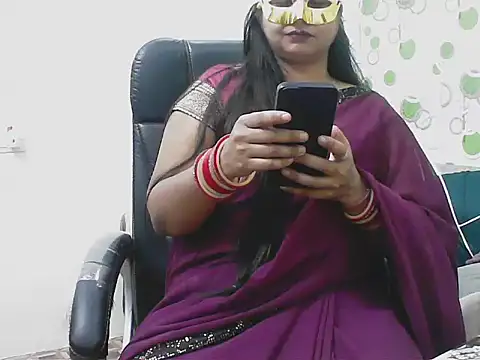 Snapshot of hard_to_do__ chatting on 03.08.26 hard to do online show from 03.08.26