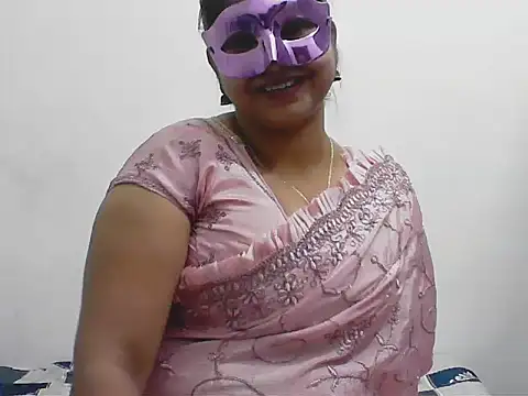 Snapshot of hard_to_do__ chatting on 03.25.26 hard to do online show from 03.25.26