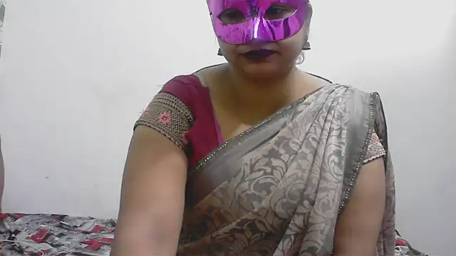 Snapshot of hard_to_do__ chatting on 04.15.26 hard to do online show from 04.15.26