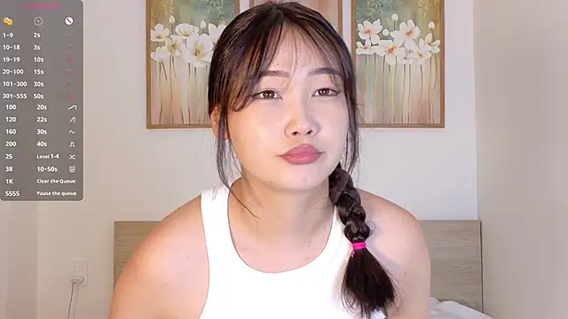 pinkyblooom online show from 04.04.26