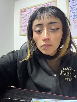 baby akuma online show from 04.08.26