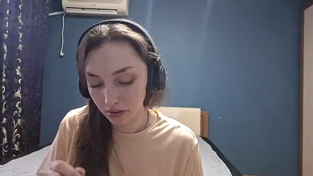 CindyLight online show from 04.10.26