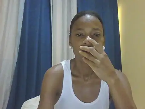 Snapshot of niki301 chatting on 04.05.26 niki301 online show from 04.05.26