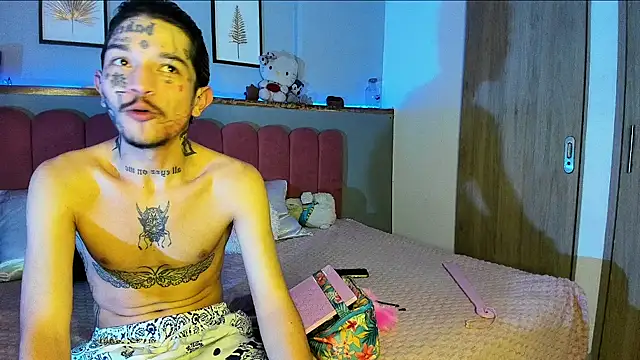 MidnightSinners online show from 04.12.26