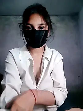 Divya3107 online show from 04.06.26