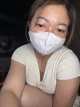 Bling-pusy online show from 03.10.26