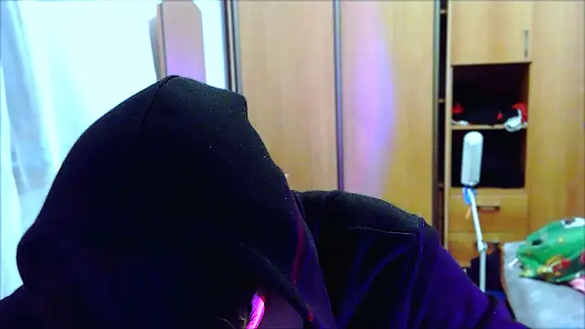 Snapshot of niksikor chatting on 03.08.26 niksikor online show from 03.08.26