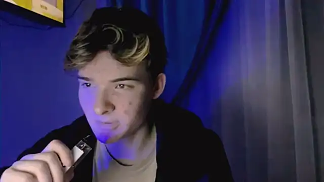 Snapshot of niksikor chatting on 03.09.26 niksikor online show from 03.09.26