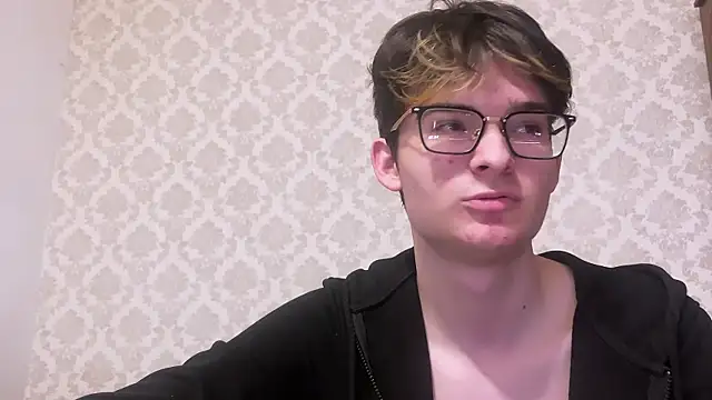 Snapshot of niksikor chatting on 03.30.26 niksikor online show from 03.30.26