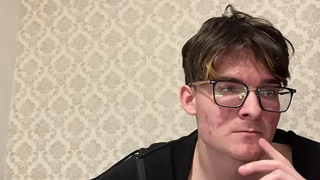 Snapshot of niksikor chatting on 04.16.26 niksikor online show from 04.16.26