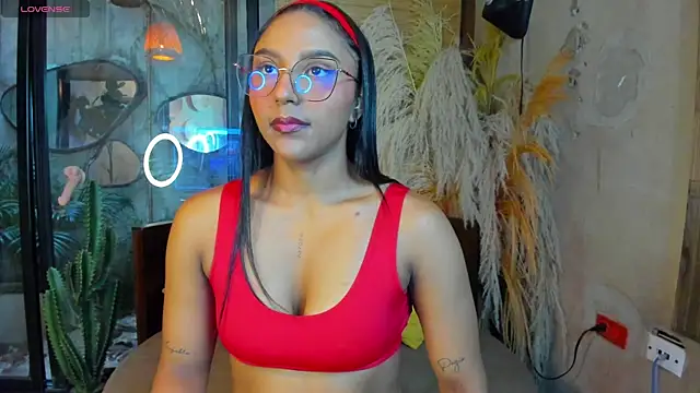 Victoria Gonzalez online show from 04.10.26