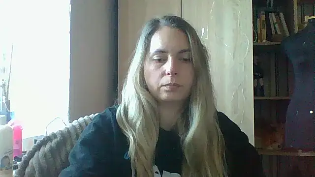 Mollie365 online show from 03.10.26