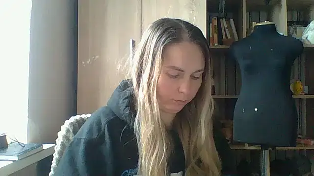 Mollie365 online show from 03.17.26