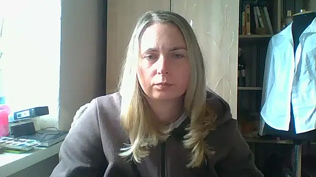 Mollie365 online show from 04.02.26