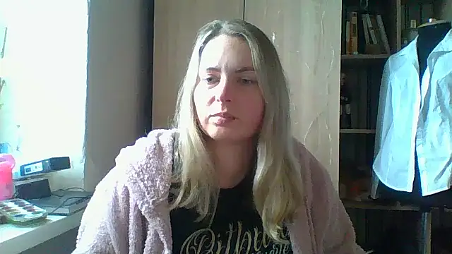 Mollie365 online show from 04.04.26