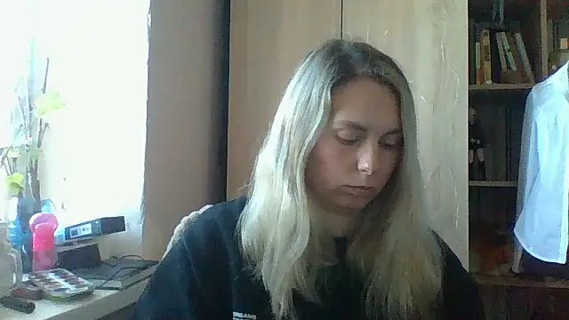 Mollie365 online show from 04.06.26