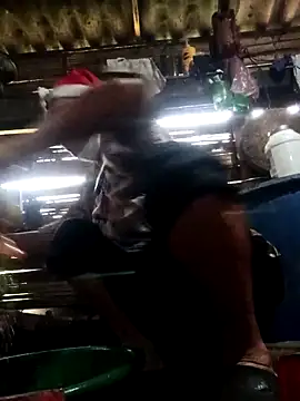 Snapshot of Tina6886 chatting on 04.02.26 Tina6886 online show from 04.02.26