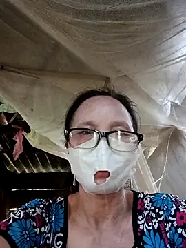 Snapshot of Tina6886 chatting on 04.08.26 Tina6886 online show from 04.08.26