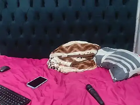 Snapshot of Brown_Babbie chatting on 04.06.26 Brown Babbie online show from 04.06.26