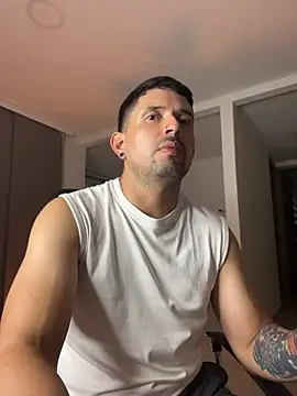 TroyeSavage online show from 04.07.26