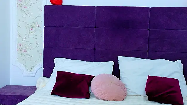 Snapshot of NataliaCroft chatting on 03.13.26 NataliaCroft online show from 03.13.26