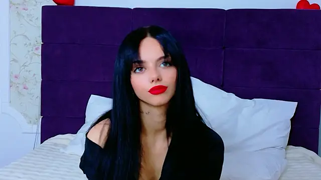 Snapshot of NataliaCroft chatting on 03.24.26 NataliaCroft online show from 03.24.26