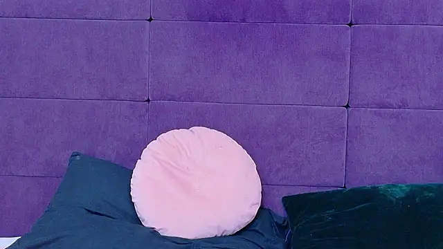 NataliaCroft online show from 05.11.26