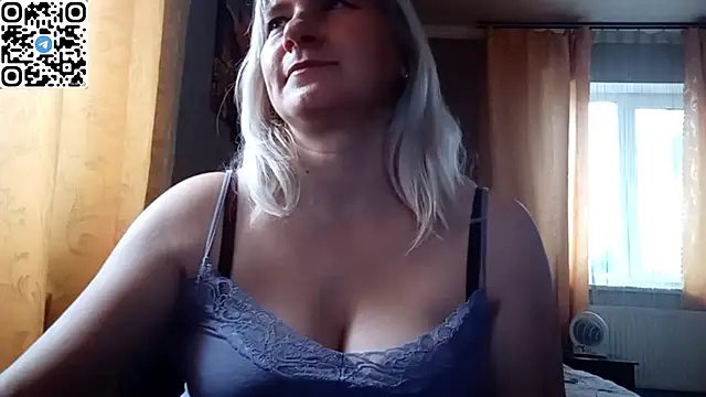 DiamondLady555 online show from 04.11.26