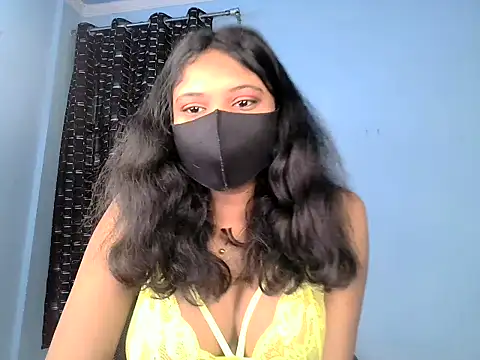 Snapshot of KASHISH_SINGH_ chatting on 05.12.26 KASHISH SINGH online show from 05.12.26