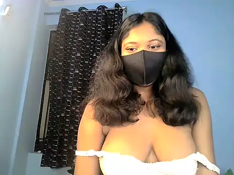 Snapshot of KASHISH_SINGH_ chatting on 05.13.26 KASHISH SINGH online show from 05.13.26