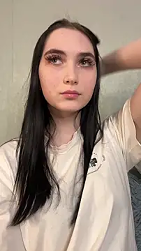 HolyRayLove online show from 04.02.26