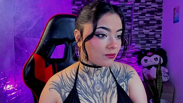 Snapshot of Sophiia_cherry chatting on 07.26.26 Sophiia cherry online show from 07.26.26