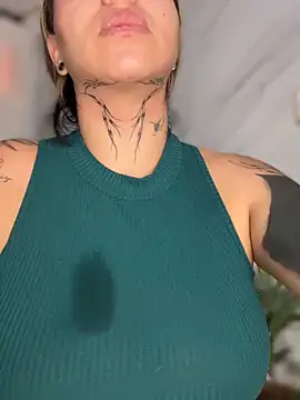 CarolQueen1  online show from 03.25.26