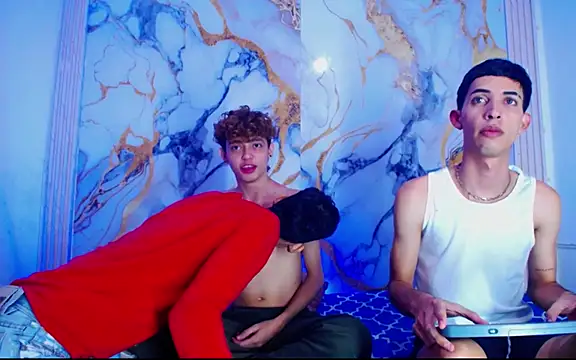 Snapshot of Desire_Boys1 chatting on 04.16.26 Desire Boys1 online show from 04.16.26