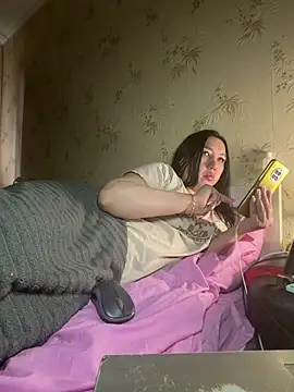 Besthot 2026 online show from 04.09.26